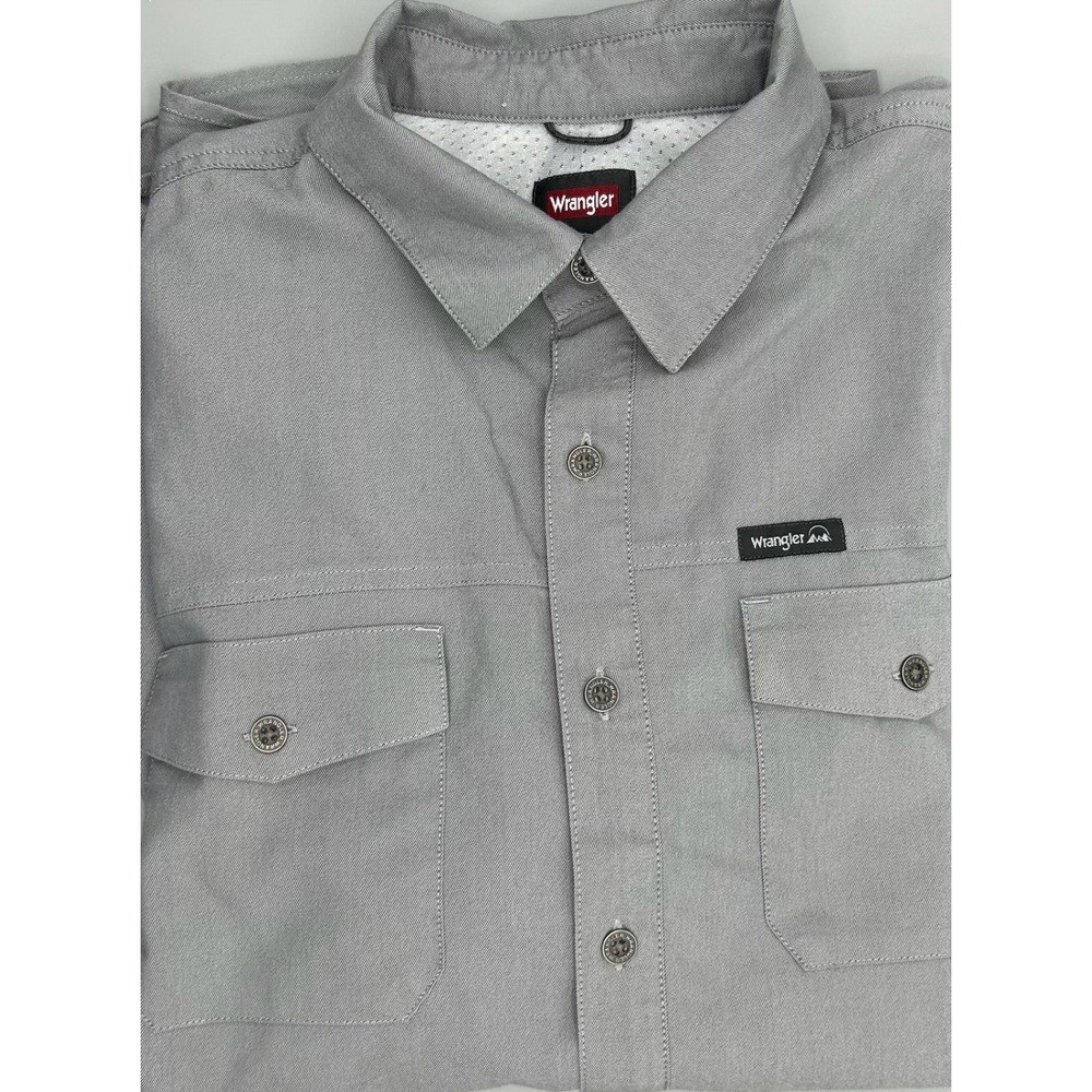 Wrangler Workwear Gray Short‎ Sleeve Button Front Shirt Men's Size Large